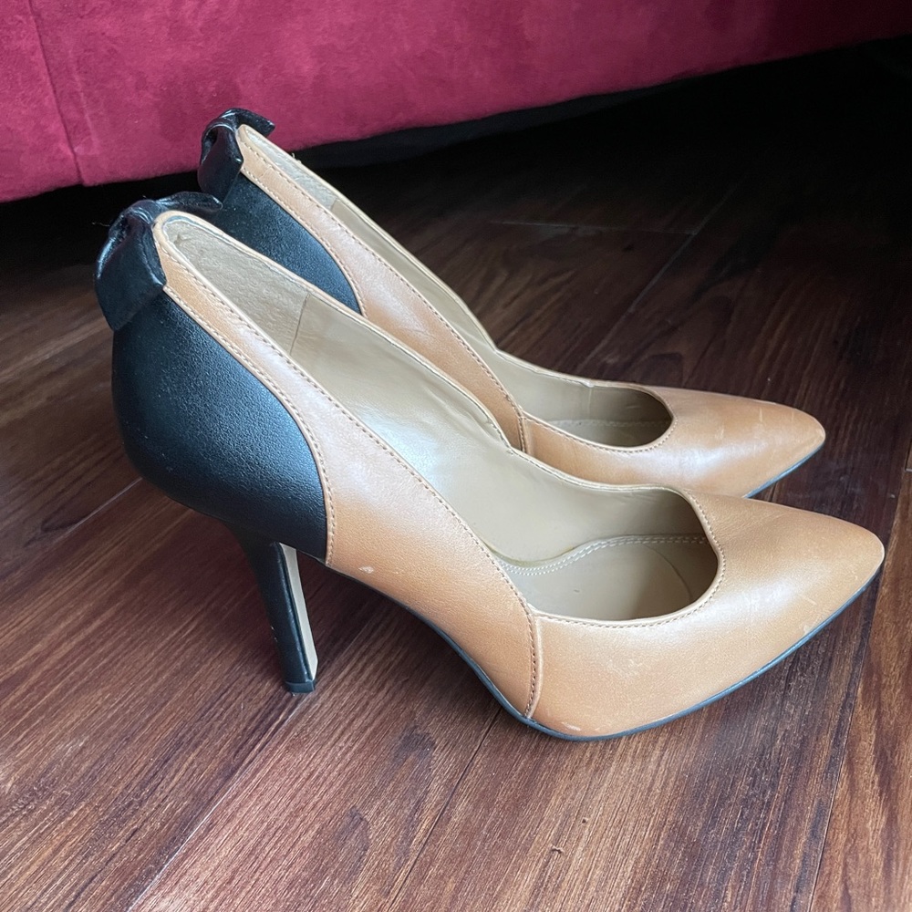 Jessica Simpson Pumps